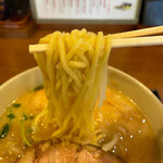 味噌ラーメン はちべえ - にんにく味噌ラーメン