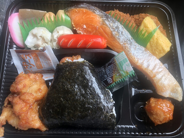 とまとほかほか弁当 衣笠 その他 食べログ とまとほかほか弁当 衣笠 その他 食べログ
