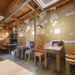 鞍馬サンド - 内観☆