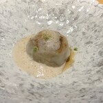 花小町 - 「いきなり大福」　熊本の渡蟹の大福