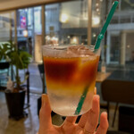 浅煎りコーヒーと自然派ワイン Typica - 