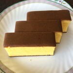 横浜文明堂 - 料理写真:「極上 金かすてら」