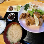 Taru - 唐揚げ定食　700円
