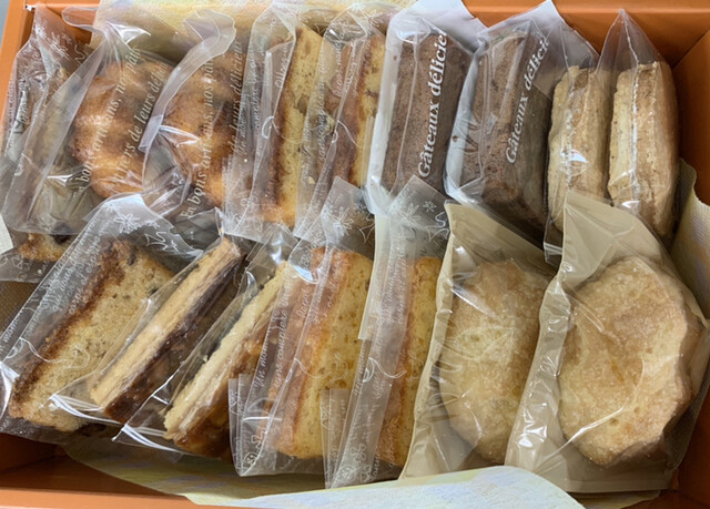 ペール・ド・ノエル（Pere de Noel） - 本塩釜（ケーキ）の写真