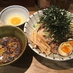 麺屋ぬかじ - もちろん生卵あっても美味しい