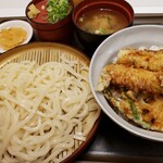 天丼てんや - ちくわ磯辺揚げ天丼と一人前うどん　８３０円