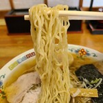 元祖十文字中華そば マルタマ - 麺