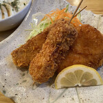 かもめ食堂 - マグロとアラの揚げ物