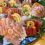 かもめ食堂 - 刺し身の盛合せ