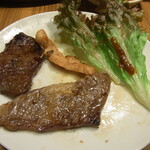 炭火焼肉 いせ家 新館 - はねした、しんたま