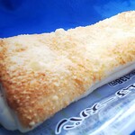 デイリーヤマザキ - 料理写真:モッチハムチーズパン138円 フリスク103円