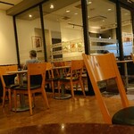 NEW YORKER'S Cafe - 店舗内。