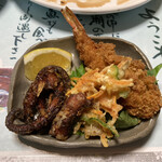 あさひ荘 - 唐揚げ(えび、かき揚げも)