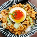 らーめん 鶏喰 - 味玉のせ