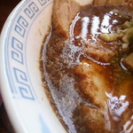 庄内旬味 悦波 - 醤油ラーメン　スープ