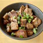 麺屋 しん蔵 - チャーシュー丼 300円