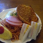 カフェドムッシュ - 