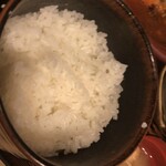 手包み餃子 國森惣店 - ご飯は炊きたてツヤピカです♪