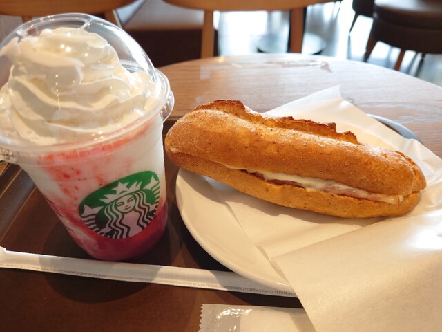 スターバックスコーヒー Tsutaya パークタウン加古川店 Starbucks Coffee 加古川 カフェ 食べログ