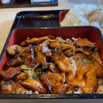 とり弁鶏 - 鳥重定食690円^_^安い