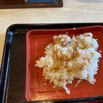 とり弁鶏 - 2回目にも、タレかけてまんぷく満足^_^