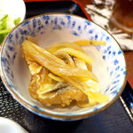 くいもんや 一歩 - アジ南蛮漬け。キンと冷やしてあるのが嬉しい、玉ねぎに加えて大根も