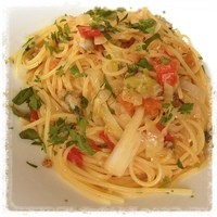リストランテ ラ チャウ - テラス席に滑り込み。ワカサギとフレッシュトマトのパスタ。