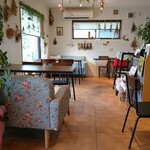 And F cafe - 店内