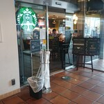 STARBUCKS COFFEE - 外観