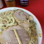 ラーメン二郎 - 豚ちゃん