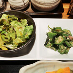 Isokura - 葉野菜のサラダ、おくらとわかめの和え物