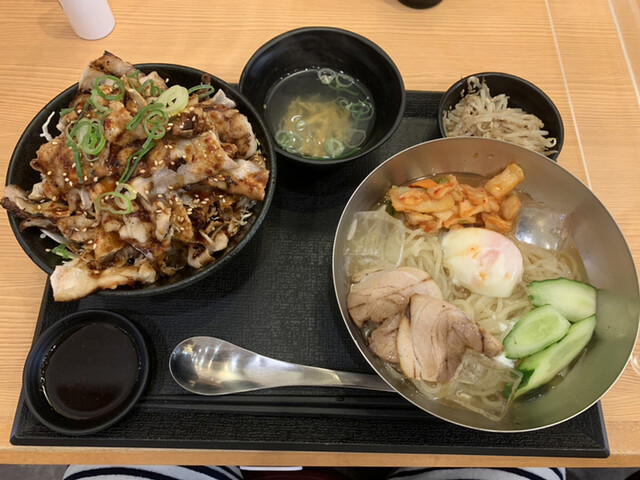 三宮肉劇場 三宮 神戸新交通 牛丼 食べログ 三宮肉劇場 三宮 神戸新交通 牛丼 食べログ