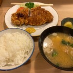 とんき - ロースかつ定食1600円