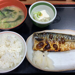 街かど屋 - さばの塩焼き定食