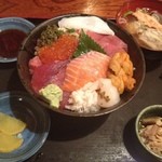 男鹿半島 - ある日のおまかせ丼