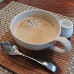 Et vous? - 食後のコーヒー。