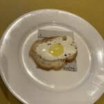 アランチャ・デル・ソーレ - 突き出しのゴルゴンゾーラのクリスピー
軽くて美味しい良い出だしです