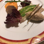 マッシュルーム - 鮎とサマートリュフのムース フィレのソテーバジルソース メロンを添えて