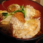 割子そば　柚子の木 - 牡蠣玉丼近景。