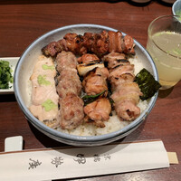 伊勢廣 京橋本店 - 5本丼　お新香、鳥スープが付きます。　1,900円税込