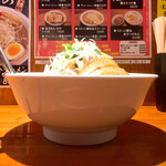 旨辛麺 かつくに - かつくに1辛790円もやし増量