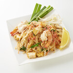 NAN STATION CAFE&TERRACE - Pad Thai