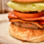 No.18 - キャラメルベーコンチーズバーガー@税込1,750円