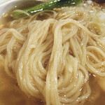 支那そばや - 繊細な細麺