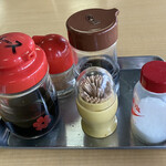 三重県桑名庁舎 食堂 - テーブルセット