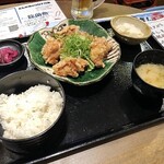 Taishuu Izakaya Dongame - からあげ定食660円