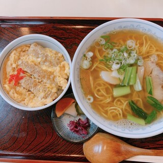 大須 金山 鶴舞でおすすめのうどん 味噌煮込みうどん をご紹介 食べログ 大須 金山 鶴舞でおすすめのうどん 味噌煮込みうどん をご紹介 食べログ