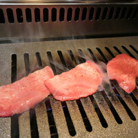 焼肉ホルモン 稲田 - 