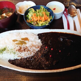老舗金魚屋さんの黒カレー By Luke Jurina 金魚坂 キンギョザカ 本郷三丁目 喫茶店 食べログ