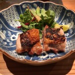 とり茶太郎 - シャモ 腿肉 炙り（雄 5ヶ月飼育）（アップ）